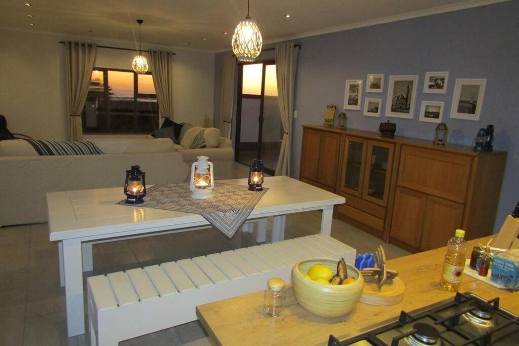 Leander'S Cottage - Your Dream Stay In Mind Суакопмунд Екстериор снимка